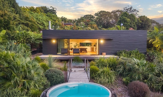 Bangalow House | Storm Cabin by Contemporary Hotels