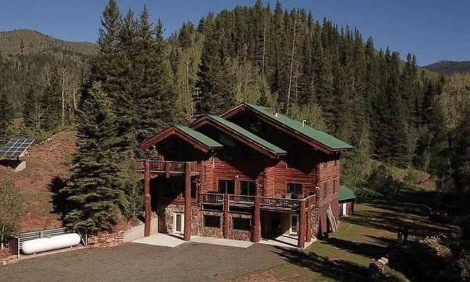 Dolores Cabin | Storm Peak Lodge and Ranch at Wildcat Canyon 45 Private Acres