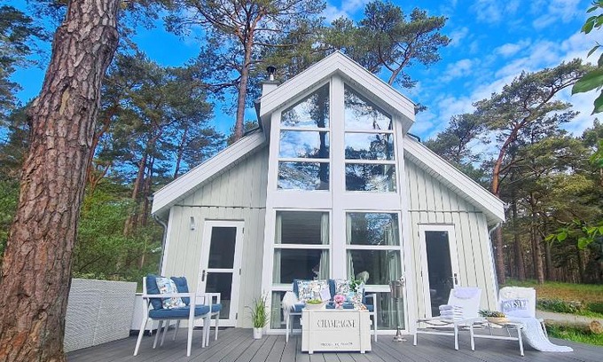 Gohren House | Strandhaus Rügen - Meerblick, Sauna, Kamin & Whirlpool