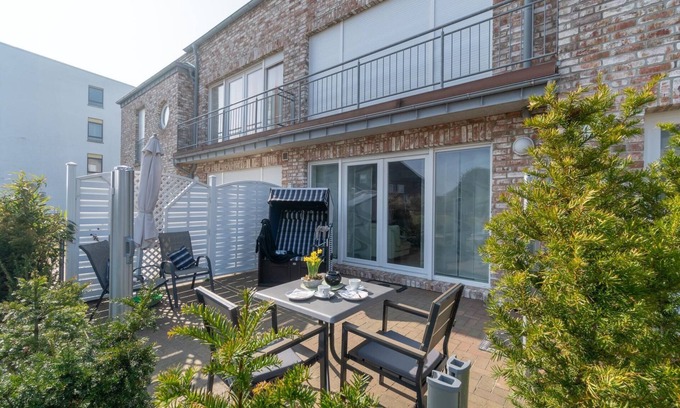 Borkum Apartment | Strandhus Alfonso on the main beach