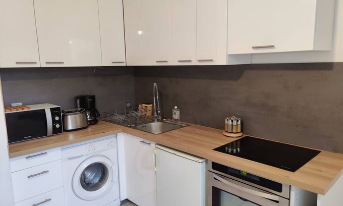 Kable Apartment | Strasbourg center, T2, 10min walk to Christmas market