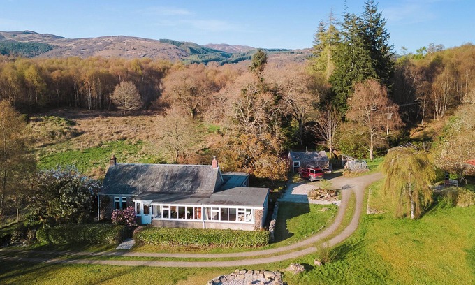Kilcreggan Cottage | Strathcashel Cottage