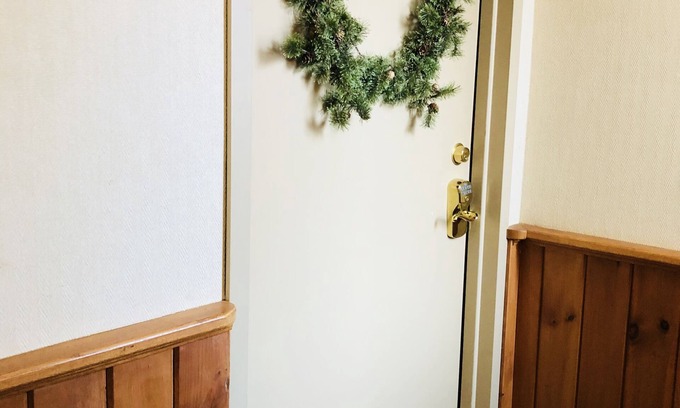 Stratton Mountain Condo | Stratton Mountain/2 BR/2BA Ski in/Ski out Condo at Obertal C Bldg