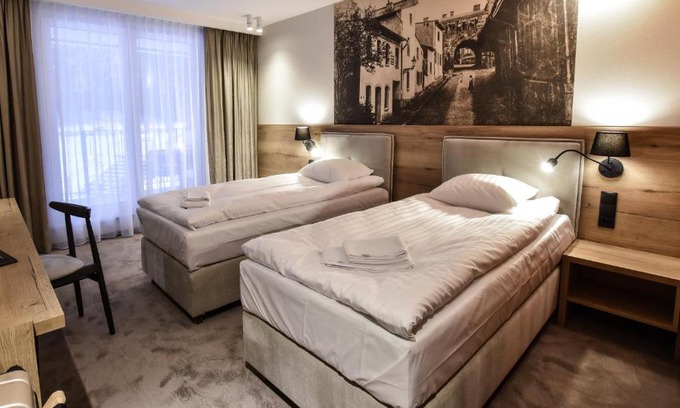Starogard Gdanski Hotel | Strzelnica Hotel i Restauracja