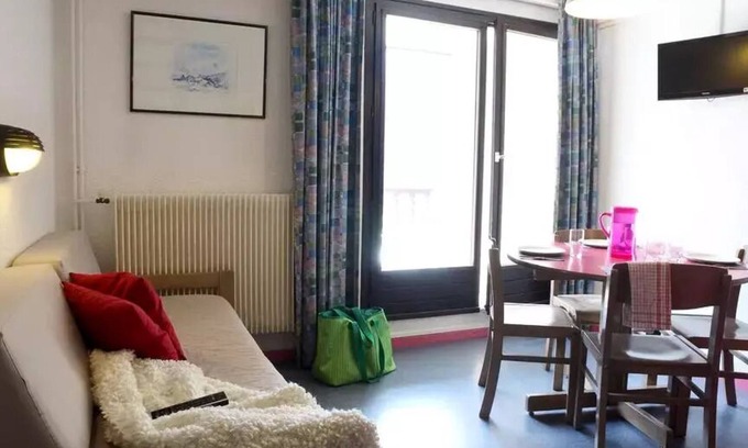 Ceillac Apartment | Studio 2 People + 1 baby