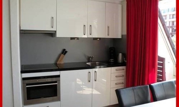 Noordwijk Apartment | Studio, 200 meters from the beach and in the center.