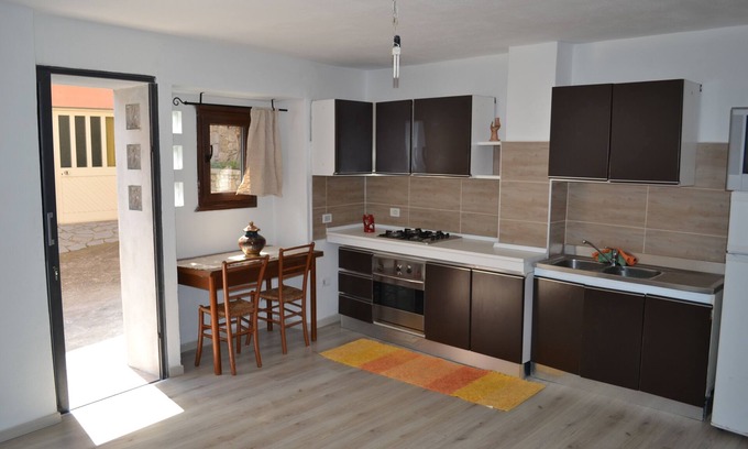 Tempio Pausania Apartment | Studio apartment near the old town