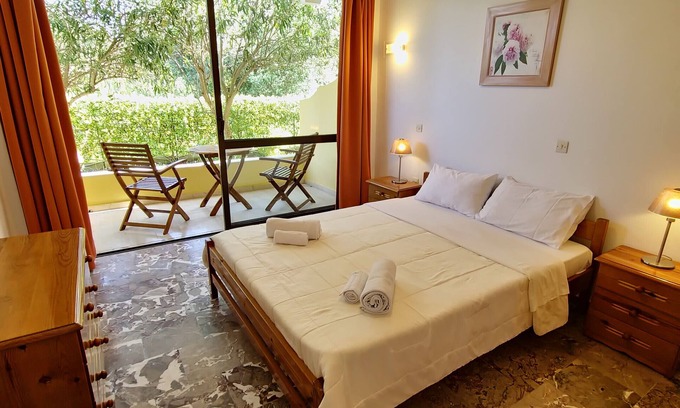 Melikia Apartment | Studio Apartment 'Alexandra Studio 6' with Private Balcony & Wi-Fi