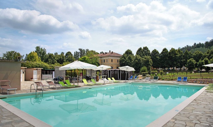 Cardona Apartment | Studio Apartment 'Dimora Il Feudo Apt 2' with Shared Pool, Wi-Fi and Air Conditioning