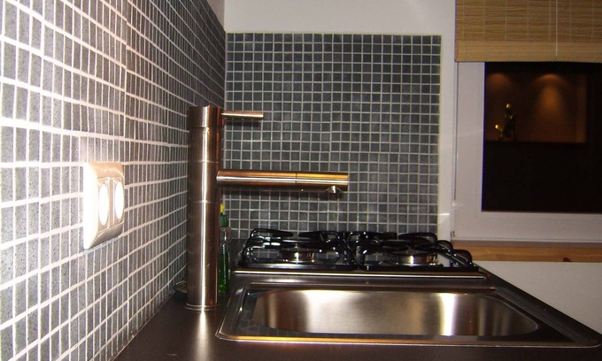 Neukoelln Apartment | Studio apartment in Neukölln with terrace
