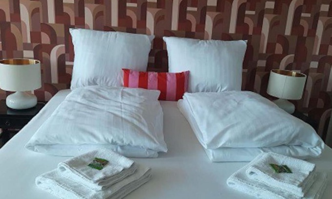 Bramfeld Apartment | Studio-Apartment Rockabilly 45 Citynah 60er Style