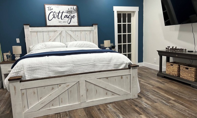Jamestown Apartment | Studio apartment with bunkroom just 3 miles from Jamestown Marina!