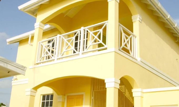 Enterprise Apartment | 'Studio B' Suits Me