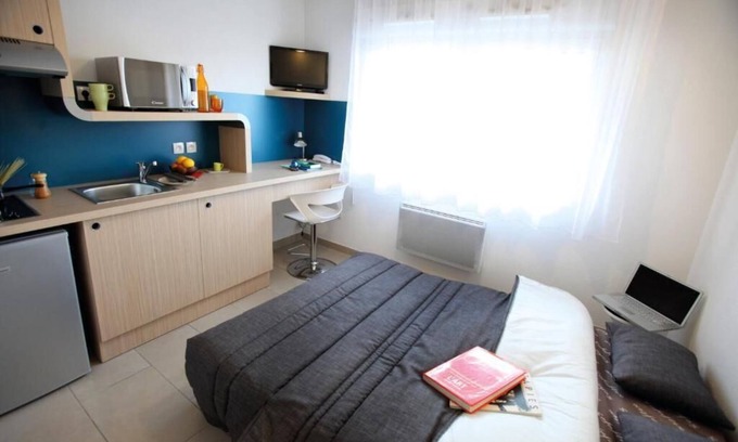 Les Arcades Apartment | Studio Calme et Cosy Bien Équipé