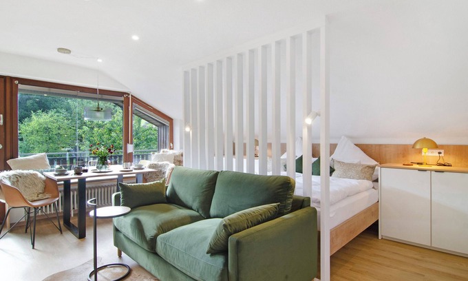Schoenwald Apartment | Studio flat Schönwald-Nest with forest view, pool, balcony and Wi-Fi
