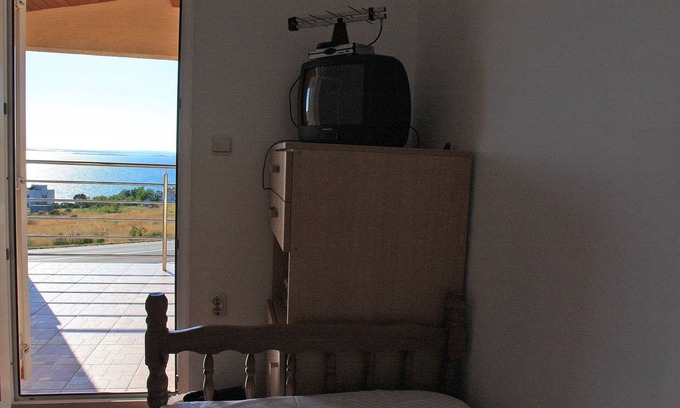 Rtina Apartment | Studio flat with air-conditioning Rtina - Stošići, Zadar (AS-15921-a)