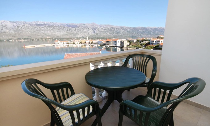 Vinjerac Apartment | Studio flat with terrace and sea view Vinjerac, Zadar (AS-3248-k)