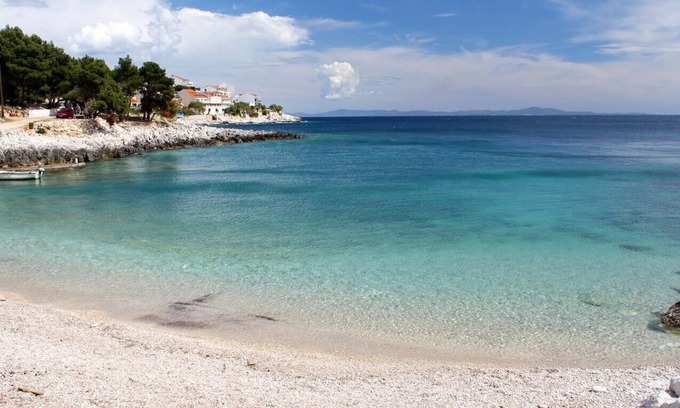 Milna Apartment | Studio flat with terrace and sea view Milna, Hvar (AS-3074-c)
