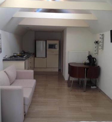 Nijeveen Apartment | Studio Het Grenspaaltje