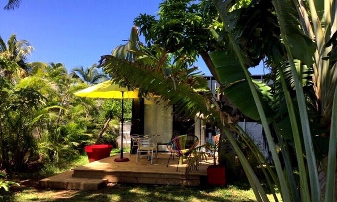 Etang Sale Les Bains House | Studio in lush greenery located 200m from the beach