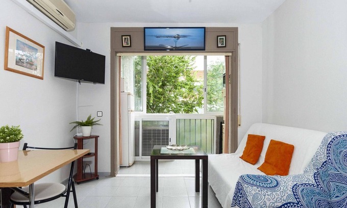 Roses Town Center Apartment | Studio in Roses near La Perola Beach