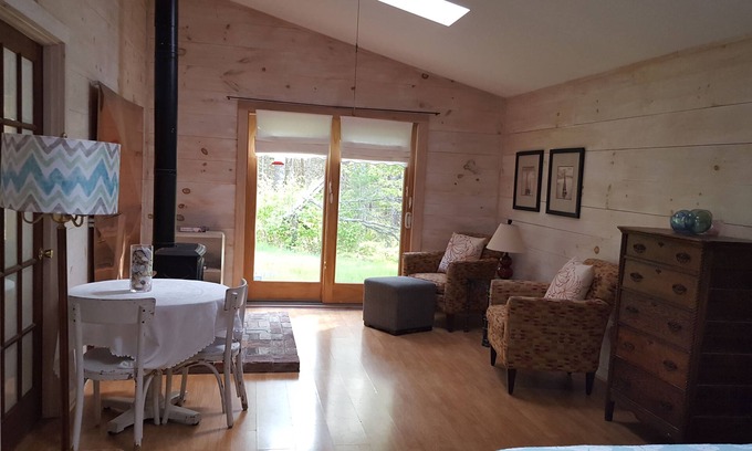 Lincolnville House | Studio In Sweet Cottage Style Home, Quiet And Private Woodsy Setting