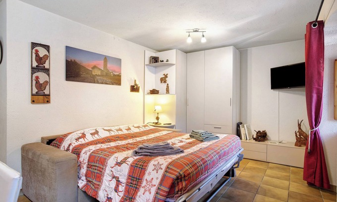 Pila Apartment | Studio 'Landa' with Balcony and Wi-Fi