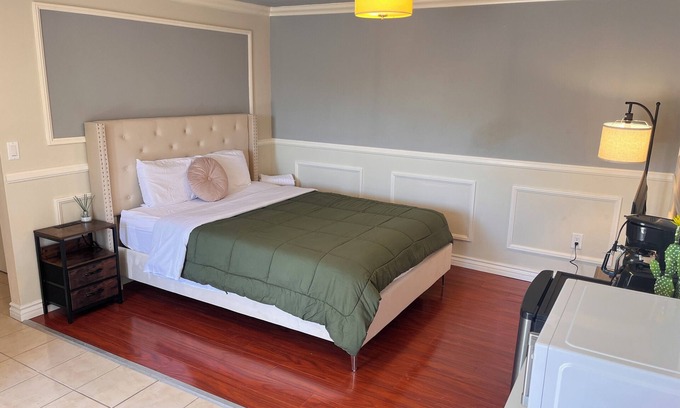 Walnut Apartment | Studio Living/Quiet Neighborhood/Near Airport