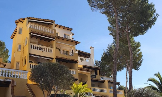 Peguera Resort | Studio mit Großem Balkon - Auch für den Winter Geeignet