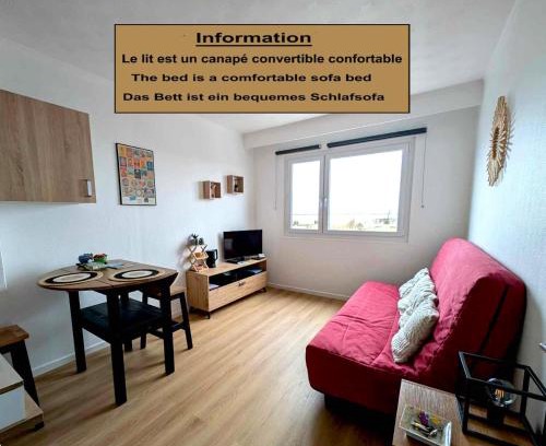 Port Apartment | Studio plage, vue mer et dragon, garage pour moto