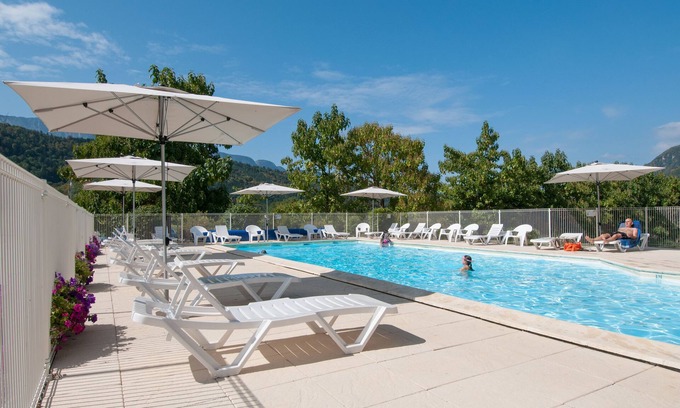 Giez Apartment | Studio pour 4 | 2 piscines sur place + sauna