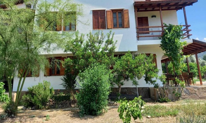 Ozdere Apartment | Studio roof with antique furnitures and wonderful sea view terrace
