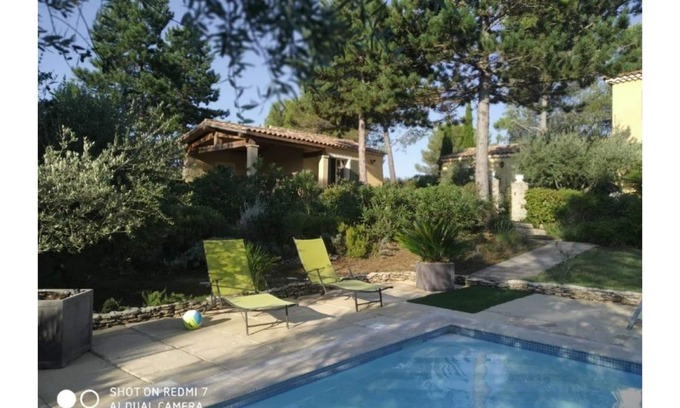 Saint-Siffret Bed & Breakfast | Studio room with large summer kitchen