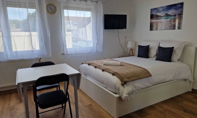 Hettange-Grande Apartment | Studio upscale Hettange Grande