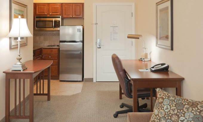 Lafayette Apartment | Studio w/Kitchen 5 Miles from Purdue University