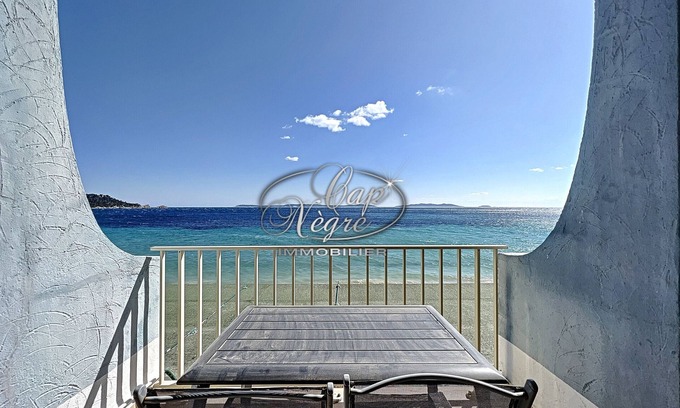 Cavaliere Beach Apartment | Studio with sea view and direct access to Cavalière Beach