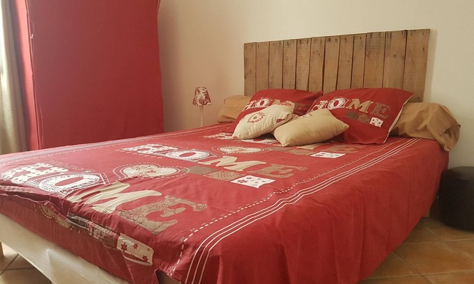 Guiselle Apartment | Studios at Gîte casa di l apa, Corsican center