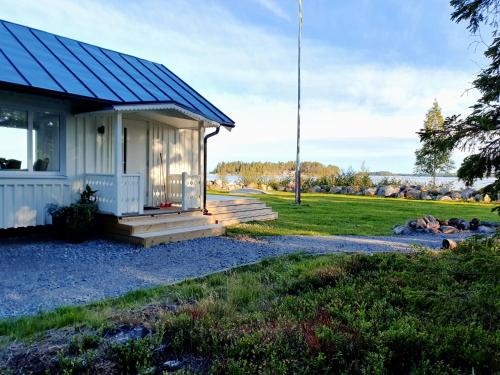 Robertsfors Municipality House | Stuga med havsutsikt
