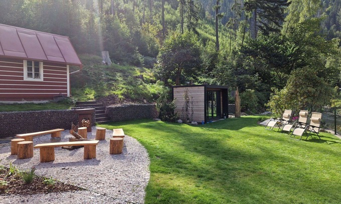 Pec pod Snezkou Villa | Stunning private villa for 18 people with WIFI, TV, patio and pets allowed