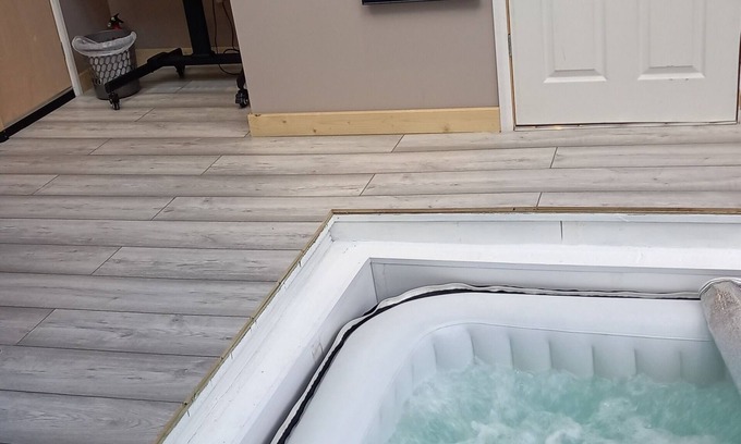 Downham House | Stunning 1-bed Cabin in Bromley With hot tub