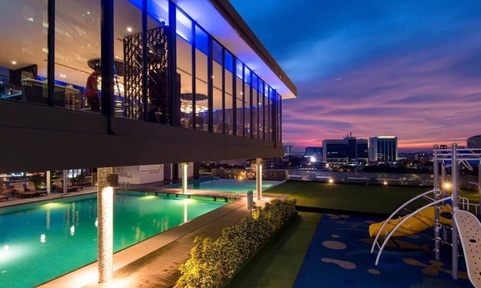 Bunga Paya Pantai Apartment | Stunning 1BR Suite Perfect View at Melaka Malaysia