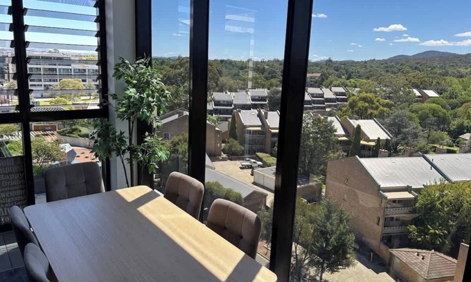 Reid Apartment | Stunning 2-Bedroom Penthouse in Canberra