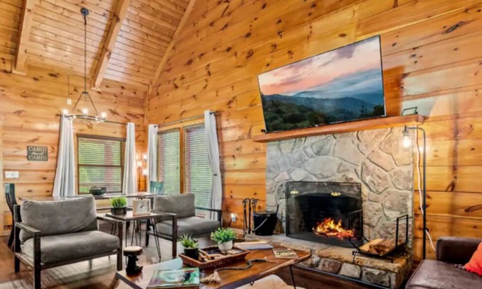 Gatlinburg - Pigeon Forge Cabin | Stunning 2BD Retreat! Hot Tub+Pond +Fire Pit+More!