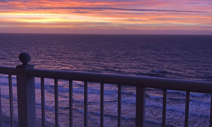 Arcadian Shores Condo | Stunning 2BR Oceanfront Condo - SeaWatch Resort, Myrtle Beach - Unrivaled Views!