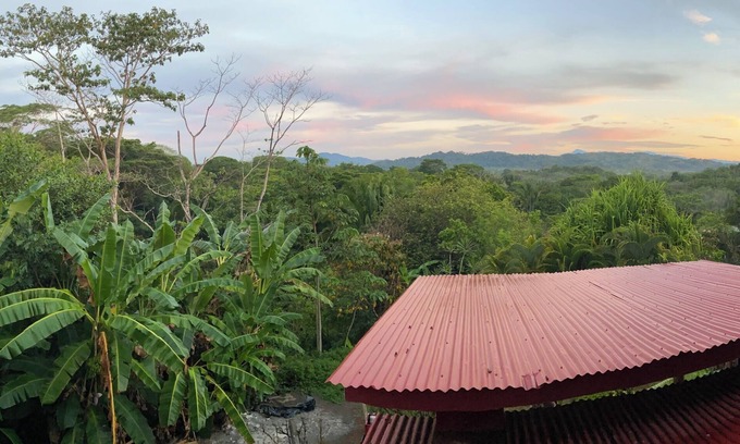 Esterillos Villa | Stunning 3-bedroom bunk villa with pool and jungle views in Esterillos Oeste