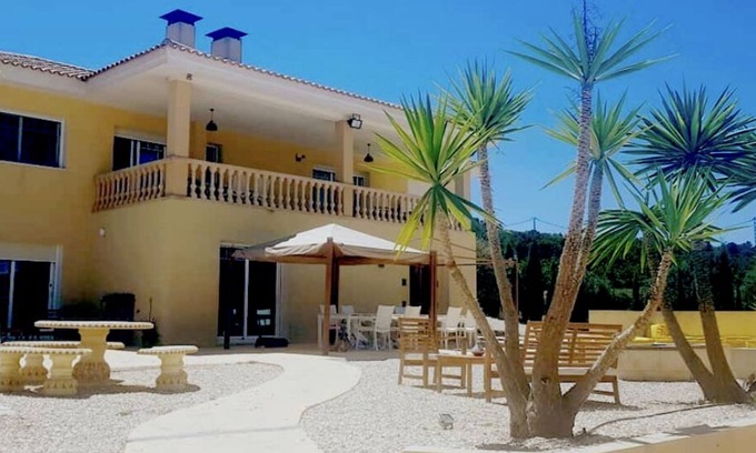 Pinoso Villa | Stunning 3 bedroom villa near Pinoso