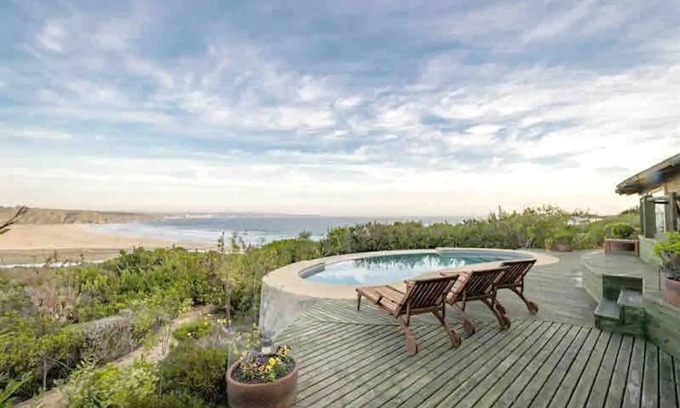 Tunquen House | Stunning 3 Bedroom Beachfront Villa