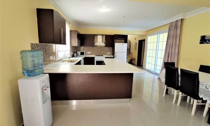 Karaoglanoglu Villa | Stunning 4 bedroom luxury villa 200m from the sea