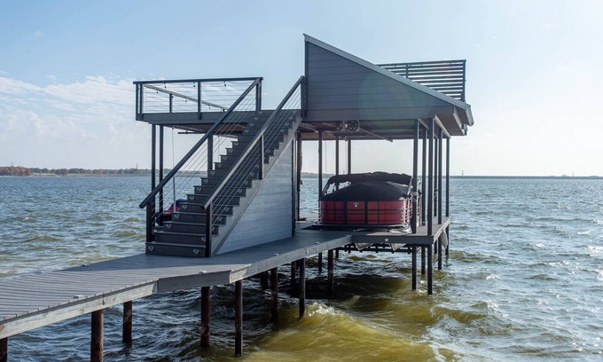 Malakoff House | Stunning A-Frame on Main Water of Cedar Creek Lake