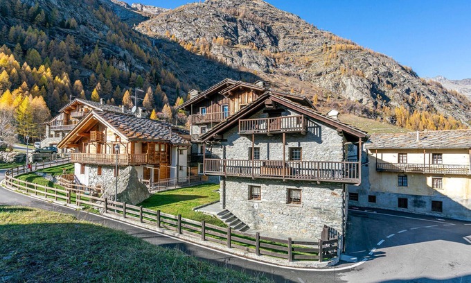 Valgrisenche Apartment | Stunning apartment in Valgrisenche (AO)